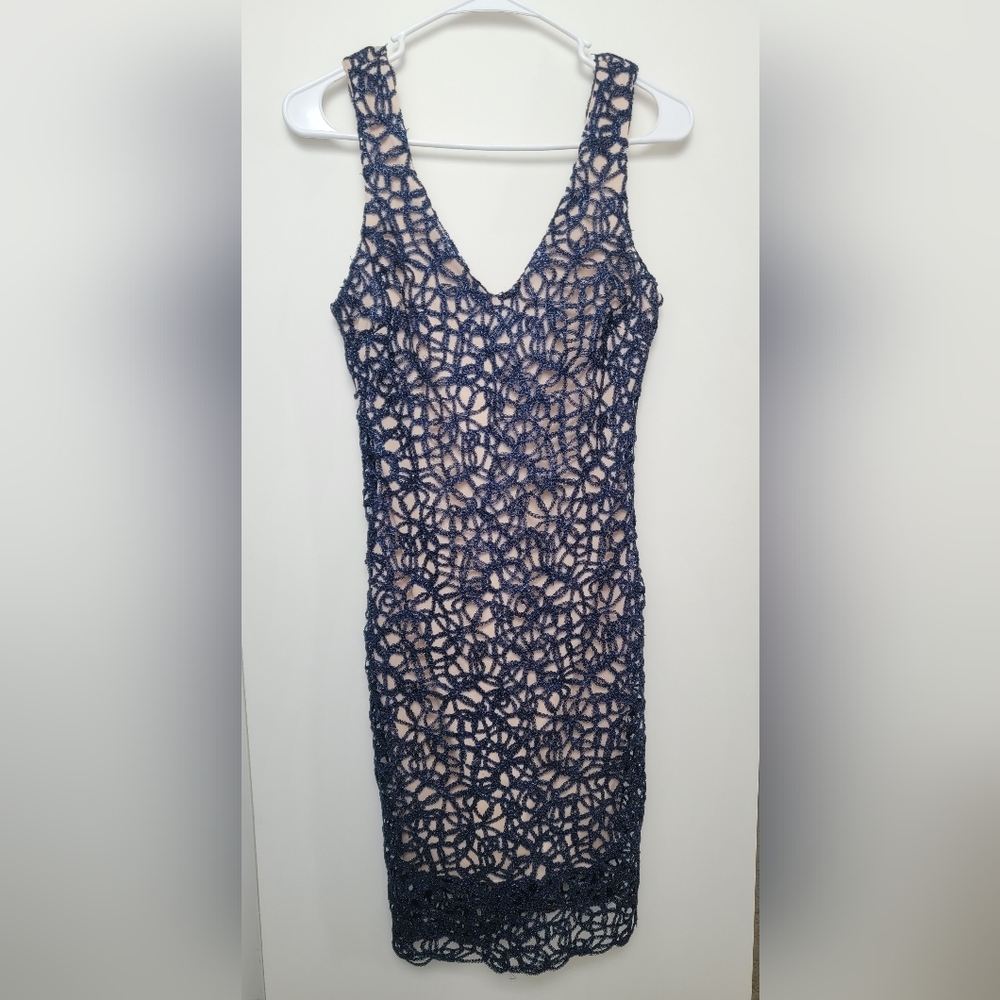 B Darlin Navy Blue Dress With Beige Lining Sleeveless Cocktail Semiformal Dress